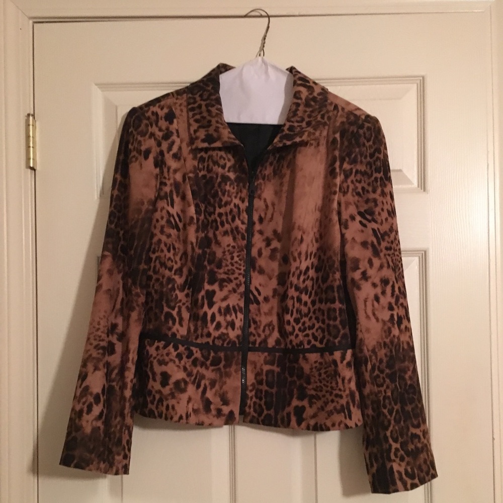 Kelly and Diane leopard print business suit, sz 10